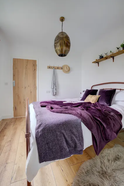 Stylish, cosy cabin on St Agnes Heritage Coast. - Image 1