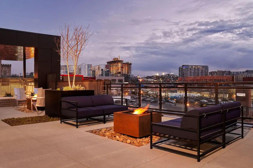 Sentral SoBro Apt | Steps to Broadway | Pool | Gym - Image 1