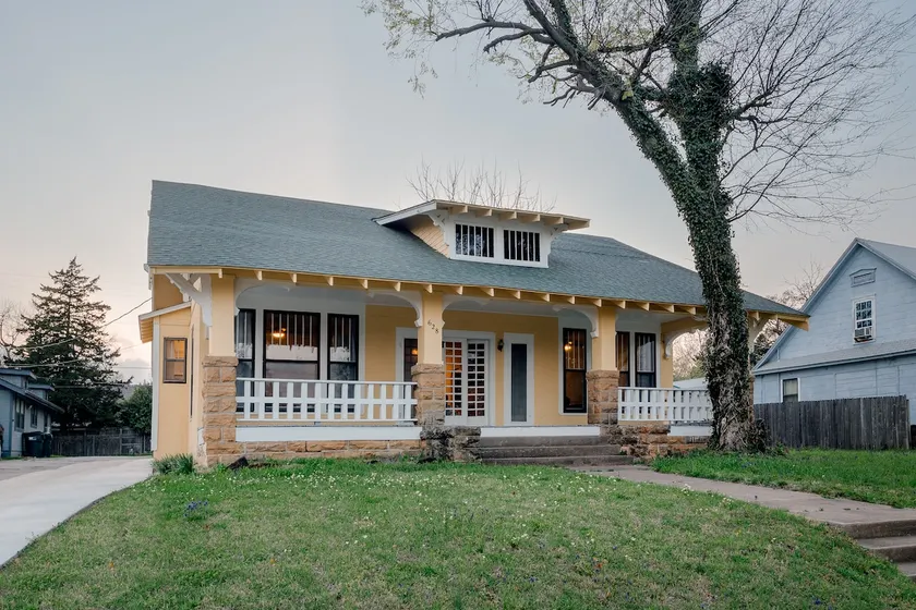 Mod & Main - Renovated Midcentury Charmer - Image 1