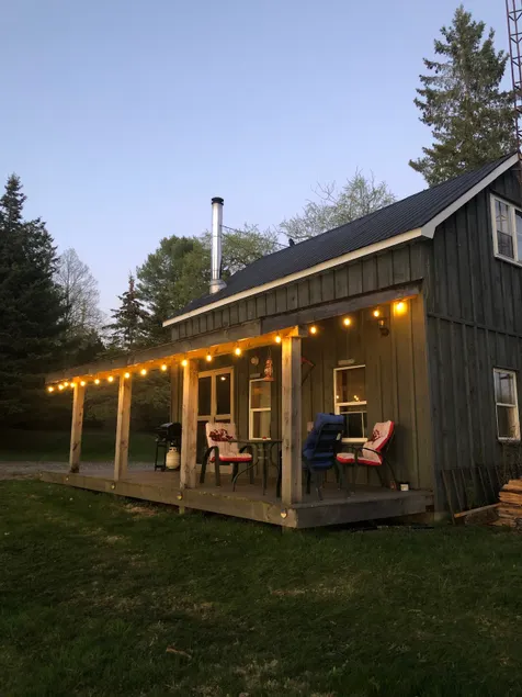 Denbigh Lakeside Cottage - Image 1