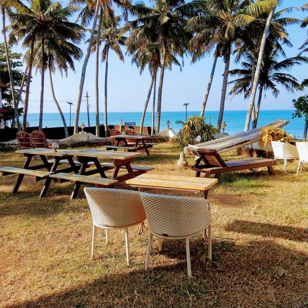 Vibes Beach House - Image 1