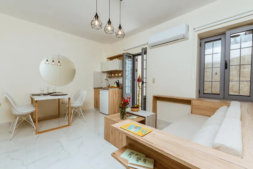 Emeli Suites -Brand new suite in the heart of town - Image 1