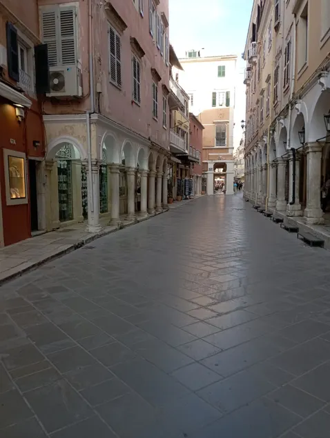 Piccolo Centrale - Image 1
