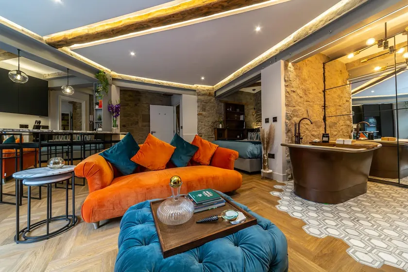 Spectacular Studio hideaway in City Centre - Image 1