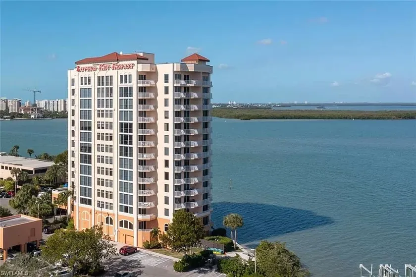 BONITA SPRINGS / FORT MYERS WATERFRONT 1 BEDROOM - Image 1