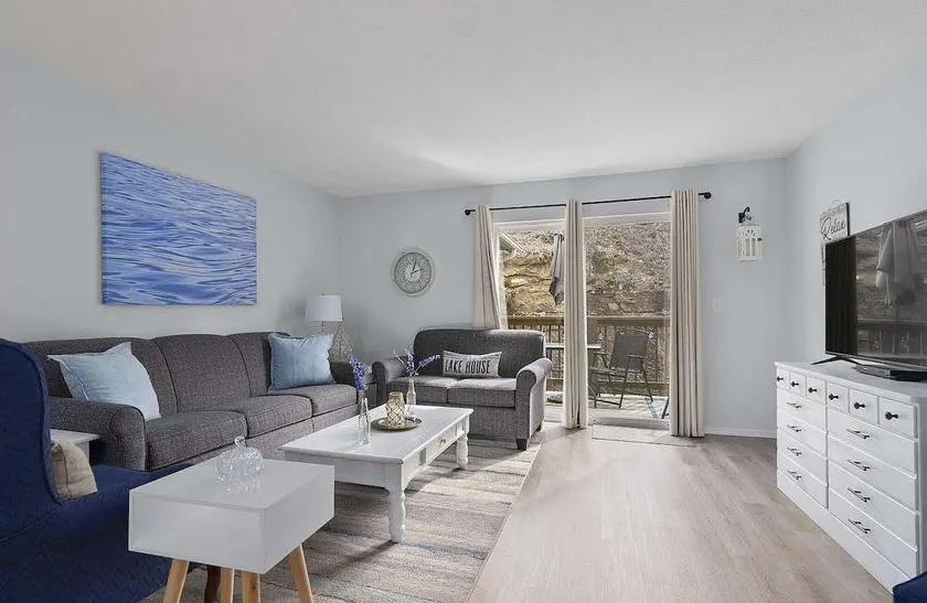 3 BR! 8 min to SDC, 6 min to Theater District! - Image 1