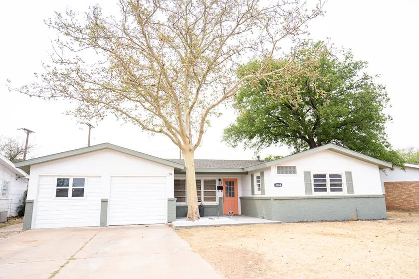 The “LBK Peach\" 4/3 home near TTU & med dist. - Image 1