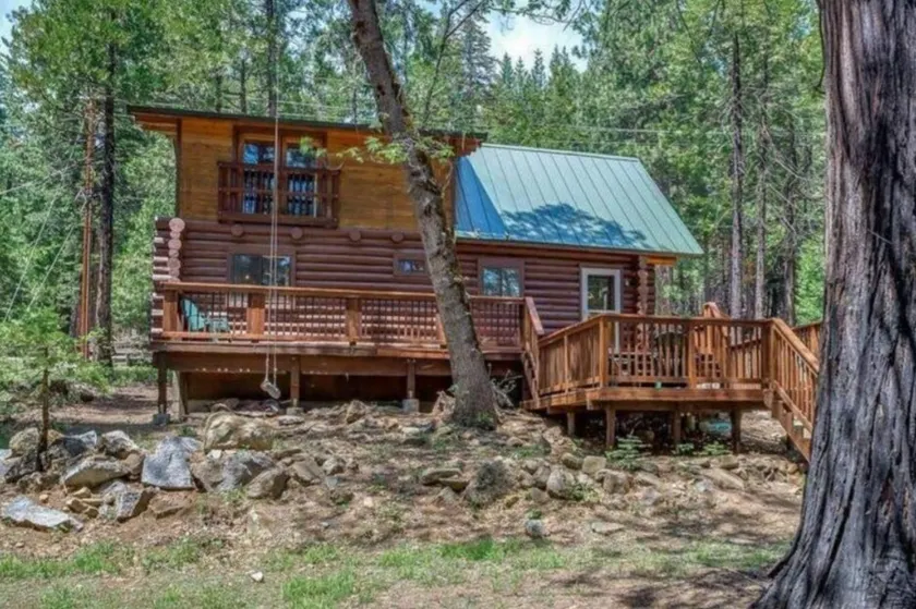 Cozy Cabin Getaway Near Bear Valley with WiFi - Image 1