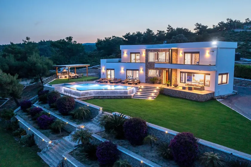 Villa Indira - Image 1