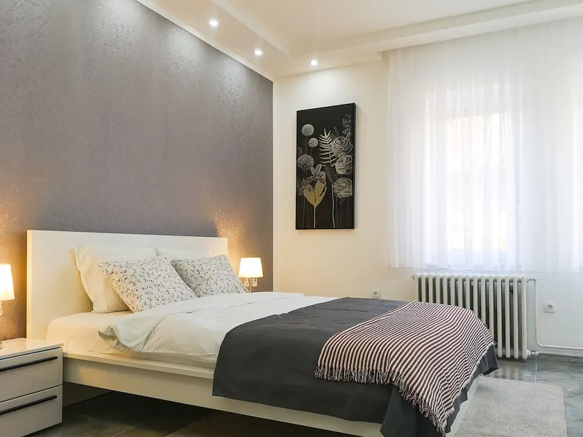 Central modern studio | Aircon | Free WiFi - Image 1