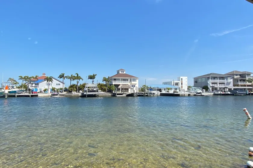 Cozy * Ocean Breeze * guest house |Ideal Location| - Image 1