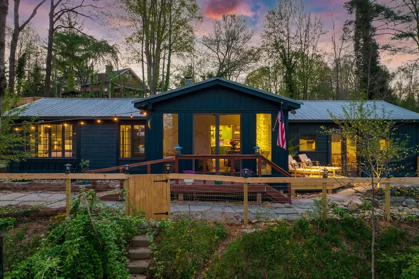 Quirky & Chill Mountain Cottage on Cardinal Ridge - Image 1