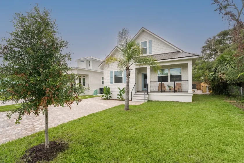 Brand new 4 bedroom with 2  master suites and pool, steps to the beach. - Image 1