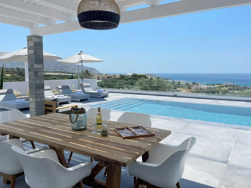 Villa Alexander - mountain beach villa with pool - Image 1