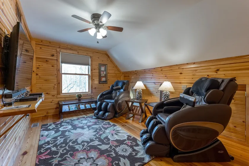 Cherry Ridge Retreat Luxury Cabins - Image 1