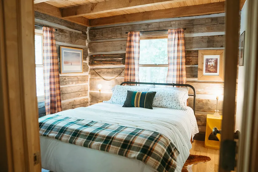 Take Me Back Log Cabin - Image 1