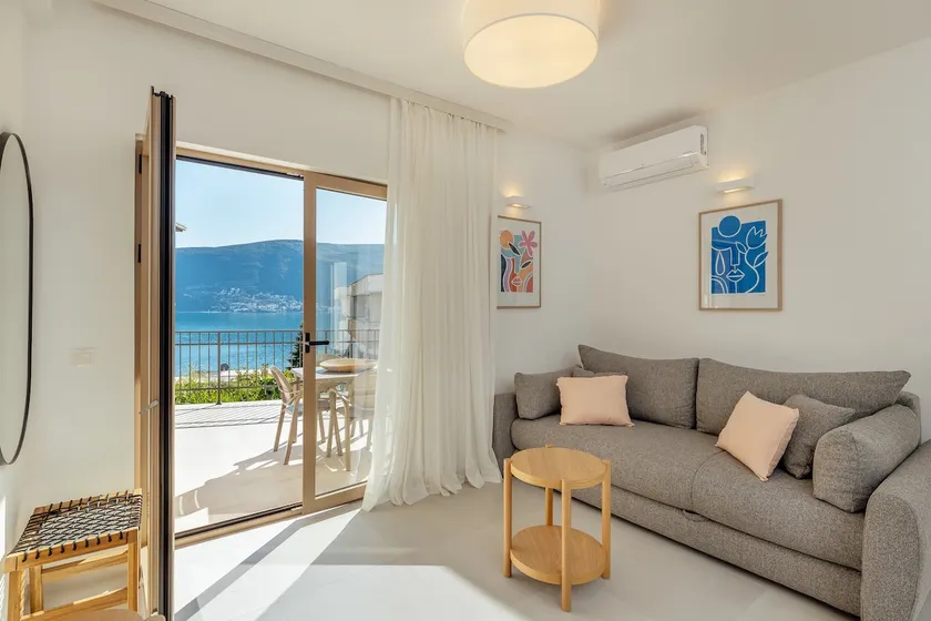 Boka Apartment 6 - Image 1