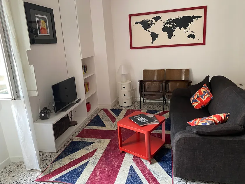 In the heart of the city, three-room I Marici max 6 guests - Image 1