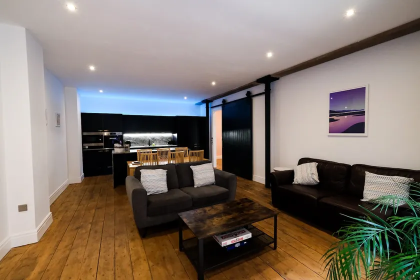The Eden Warehouse - Pink Apartment (sleeps 4) - Image 1