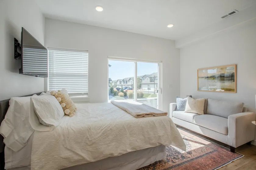 *No Chores* Mountain View Studio Apartment - Image 1