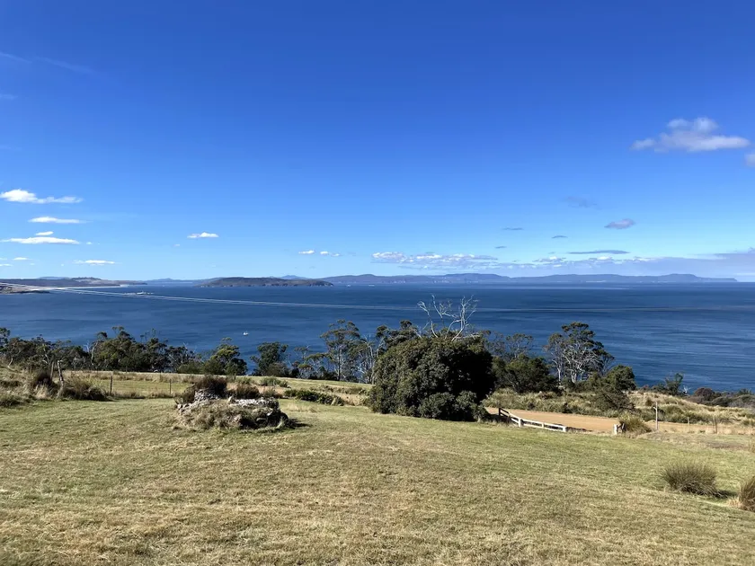 The Lookout, a secluded house with amazing views - Image 1