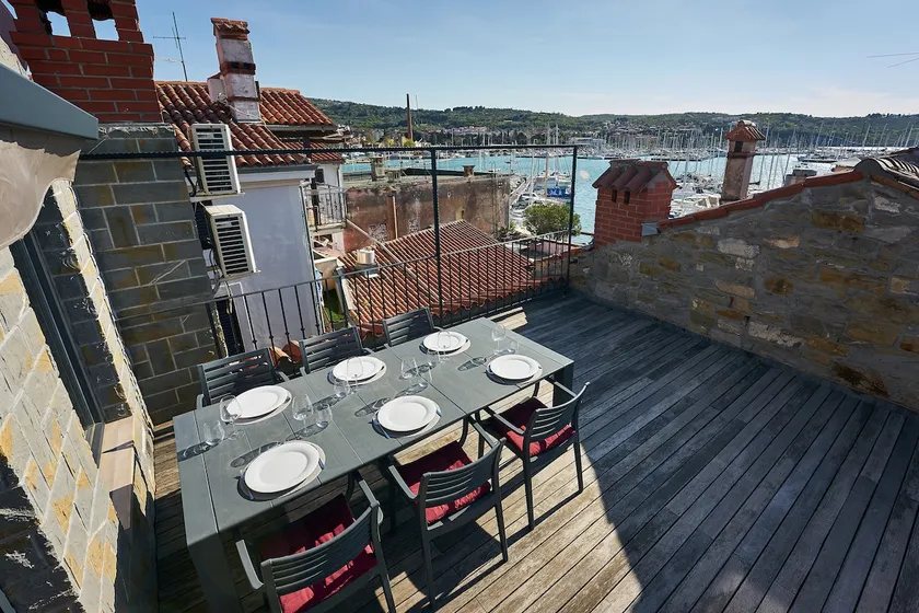 Sea View Terrace Apartment Izola - Image 1