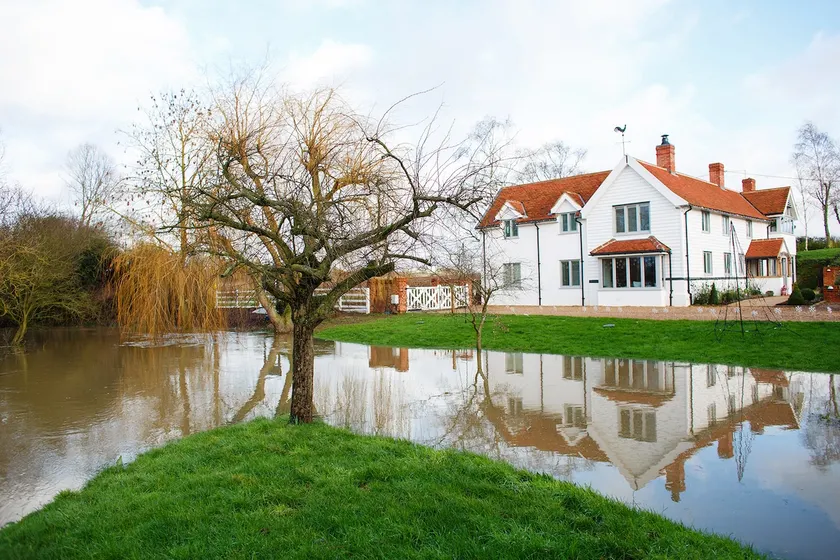 Mill House waterside serenity - disability Suite - Image 1