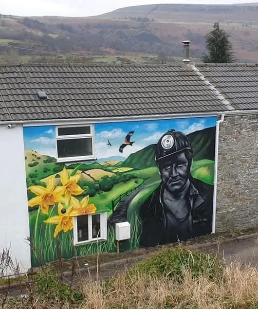 Old Canal-Side Cottage Taff Trail Merthyr Tydfil - Image 1