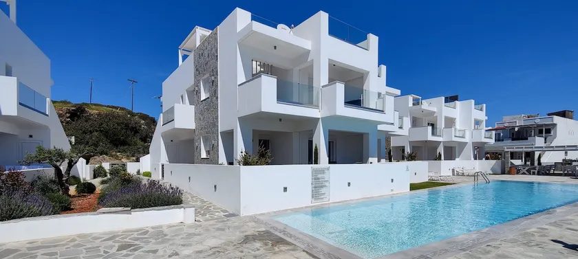 New garden house by the sea with pool in Makry Gialos - Image 1