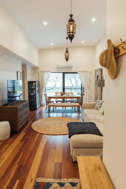 Heart of Avalon - 1 Bed Apartment - Image 1