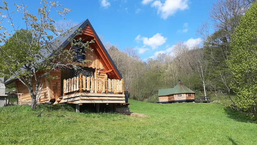 La Cabane du Trappeur (private HOT TUB) - Image 1