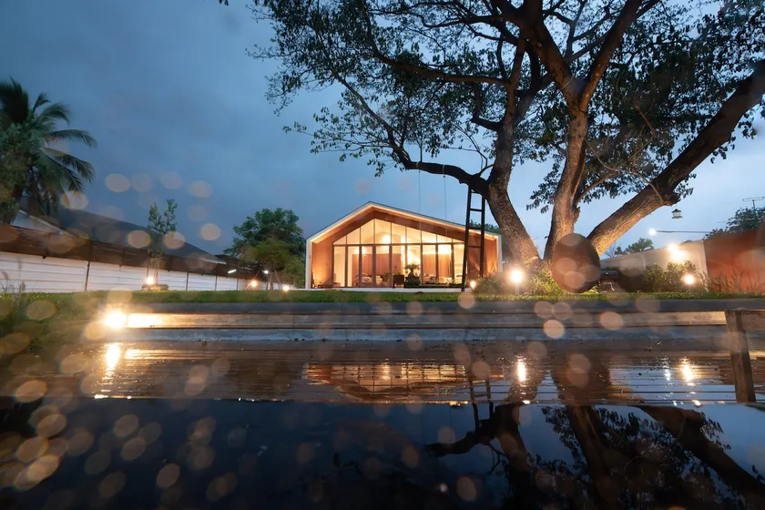 Peaceful River house villa - Image 1