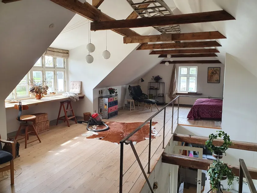 Wonderful house with fireplace - Image 1