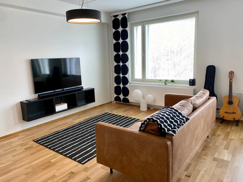 Modern and bright 2-bedroom apartment near Metro/Tapiola - Image 1
