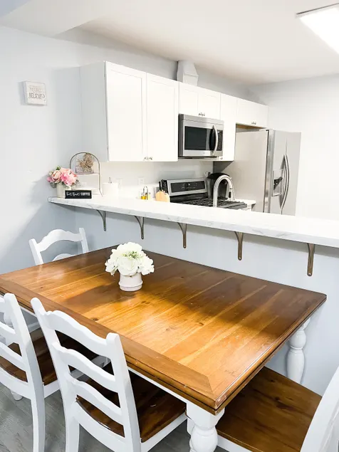 2BR 1BA Spacious Modern Suite 4 - Image 1
