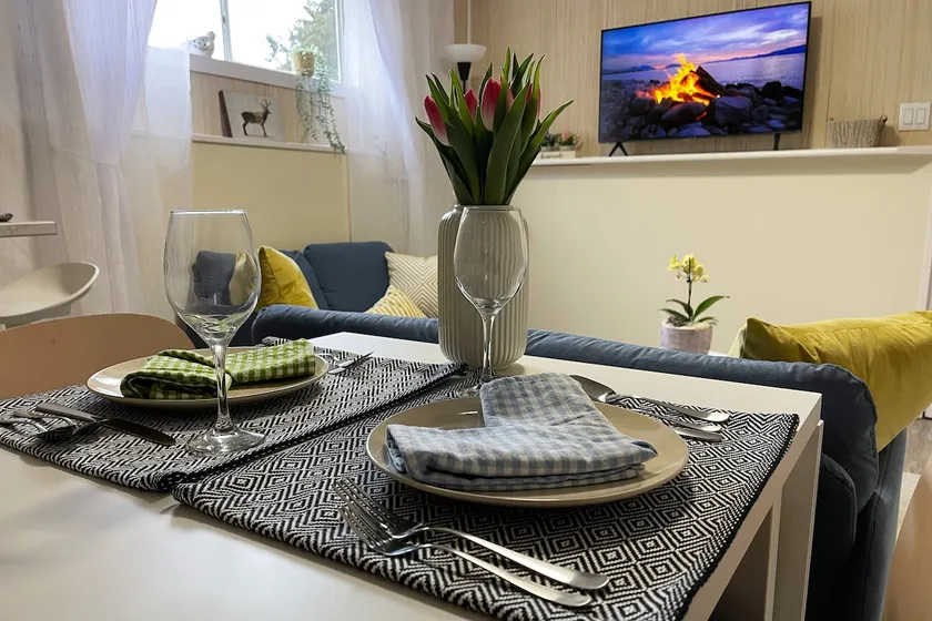 Cozy and comfy 2-bedroom suite - Image 1
