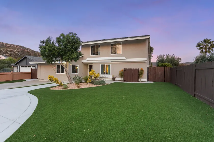 Spacious | Family-Friendly | Near Beaches - Image 1