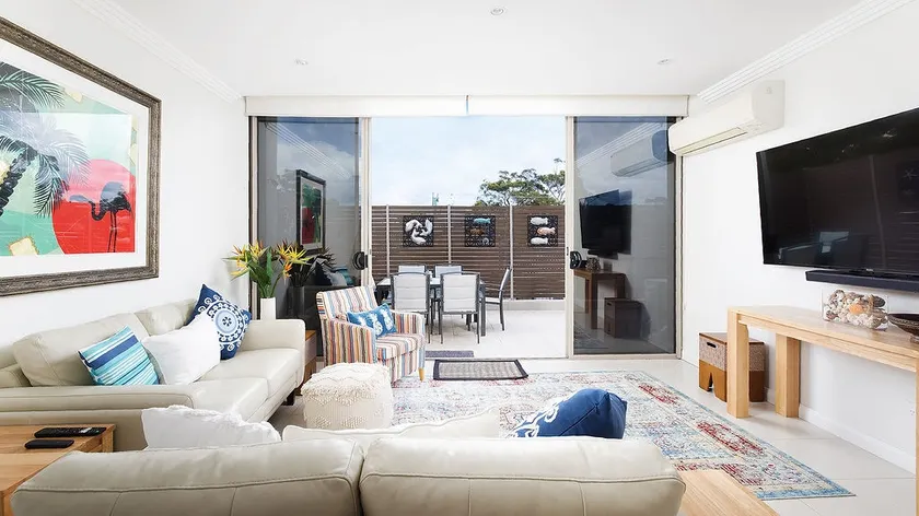 Aura 2 bedroom apartment with rooftop hot tub - Image 1