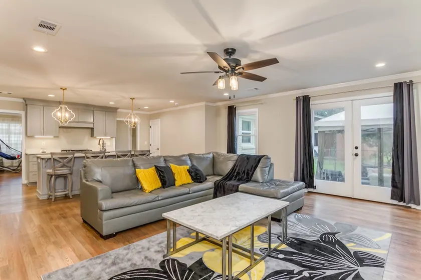 Tailgate Headquarters…Game Room, Grill, and more! - Image 1