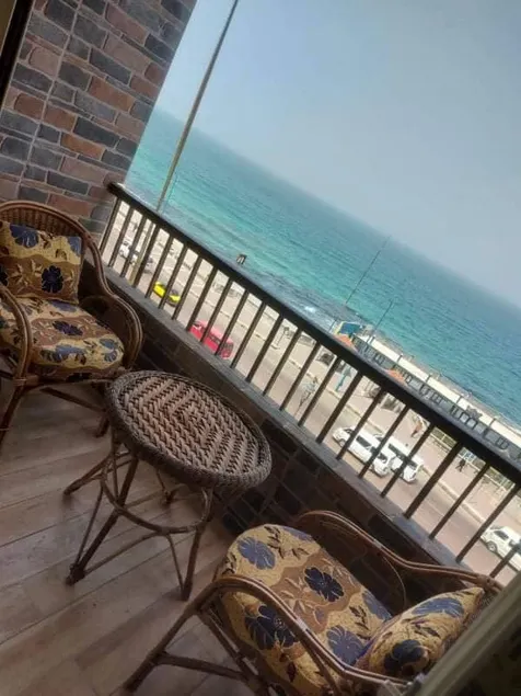 Amazing Sea View 2 bedroom apartment - Image 1