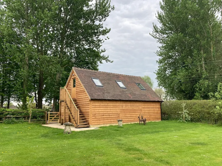 Oak Framed Apartment in quiet Rural Location - Image 1