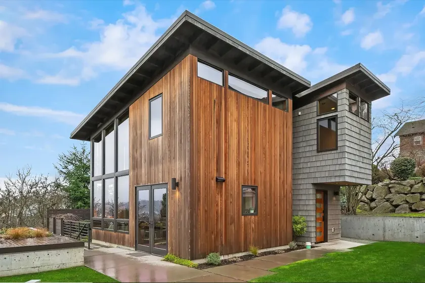 Modern Magnolia | Luxurious House w/ Views & A/C - Image 1