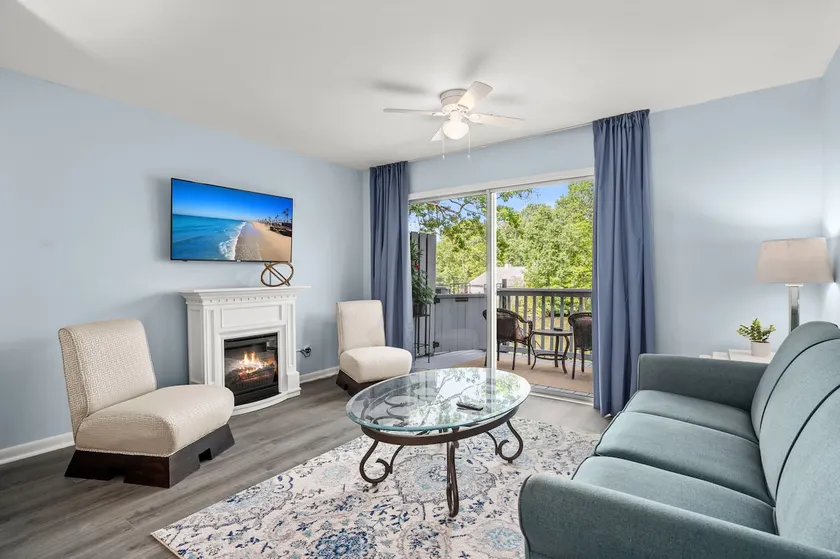 Tranquil Condo w/ Pond View - Image 1