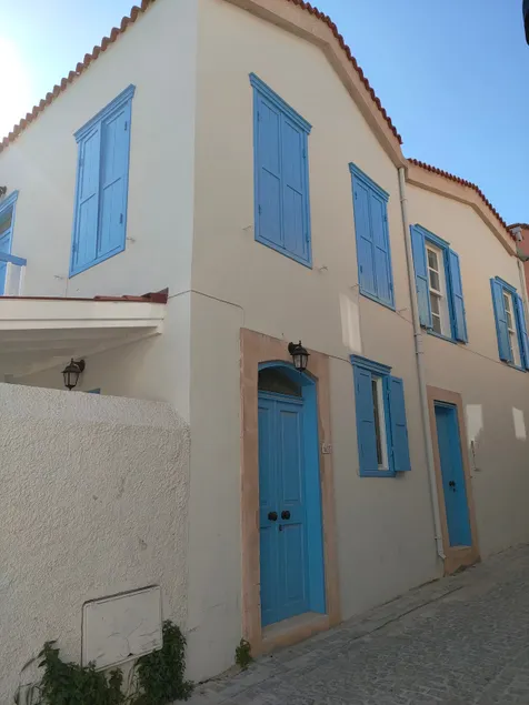 Detached, spacious Greek house with a courtyard in the center, air-conditioned - Image 1
