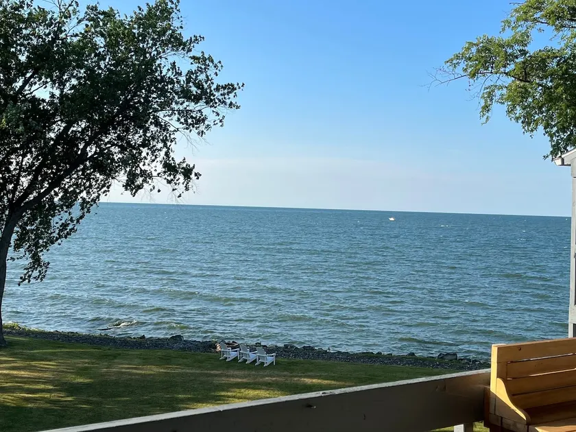 Lake Erie Retreat - Image 1