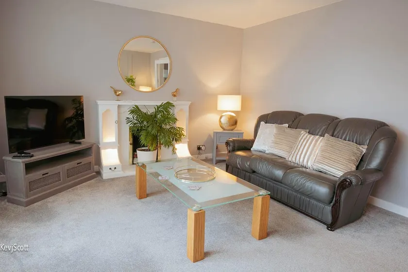Modern 3 Bedroom home. A perfect base for Golfers - Image 1