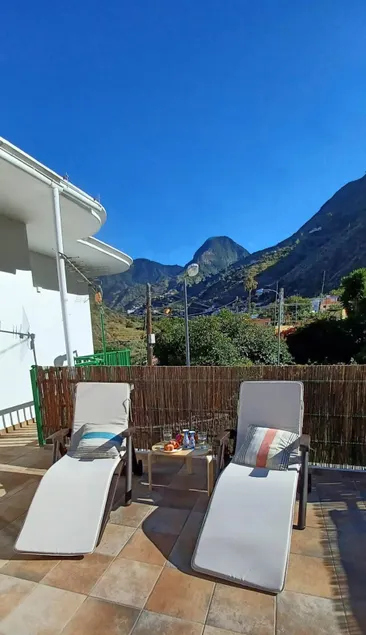 Casa Efraim mit Panoramablick über Hermigua - Image 1