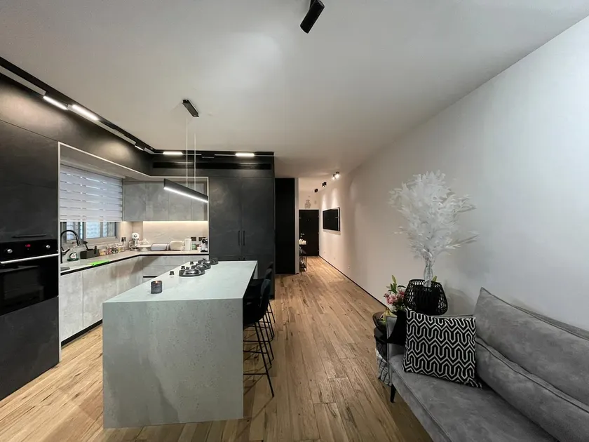 Raanana Luxury Apartments - Image 1