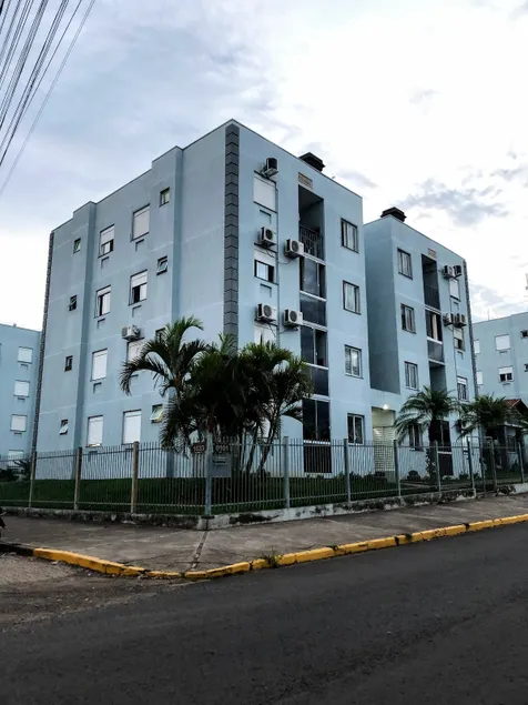 Apartment with parking - Image 1