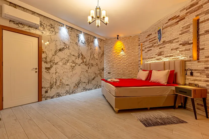 Oldtown-Kaleici most luxurious suite 2 - Image 1